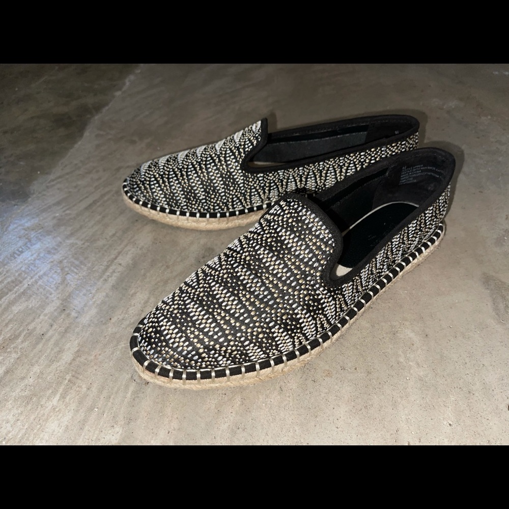 Moccasin Style Flat